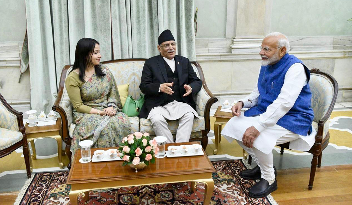 प्रधानमन्त्री दाहाल र भारतका प्रधानमन्त्री मोदीबीच भेटवार्ता